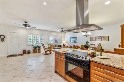 269 Halemaumau St, Honolulu HI  96821-2056 exterior