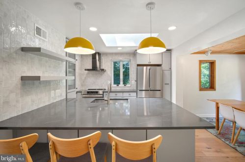 11822 Gordon Rd, Silver Spring MD  20904-2818 exterior