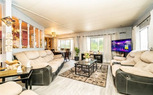 1664 Opal Dr, Perris, CA 92571-4720