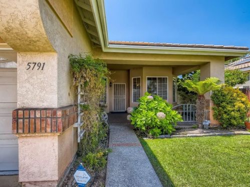 5791 Dartmoor Cir, Oceanside, CA 92057-5654