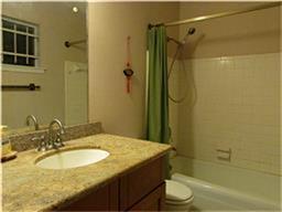 9402 Sharpview Dr, Houston TX  77036-5224 exterior