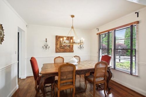 4660 Hitching Post Trl, Atlanta GA  30342 exterior