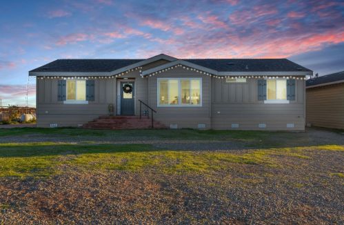 18370 Atkins Rd, Lodi, CA 95240-9649