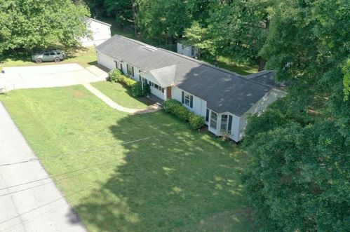 639 Maran Ln, Mableton, GA 30126-2305