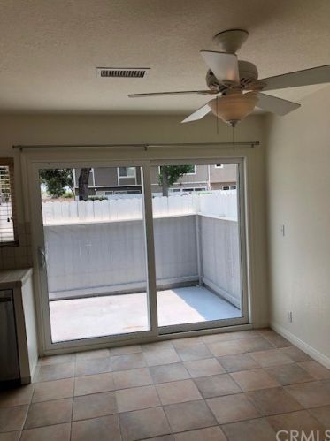 8443 El Arroyo Dr, Huntington Beach, CA 92647-7012