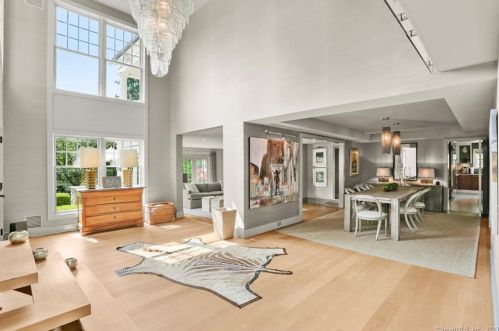 6 Dawn Harbor Ln, Riverside, CT 06878-2609