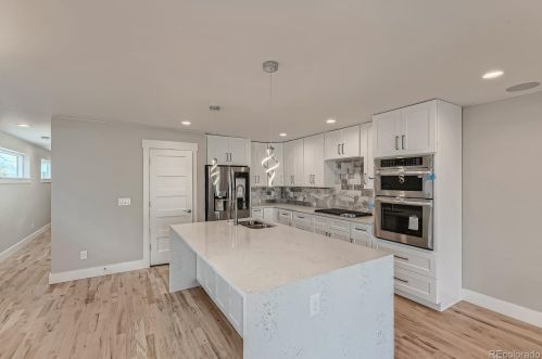 2812 4 Ave, Denver CO 80219-1615 exterior