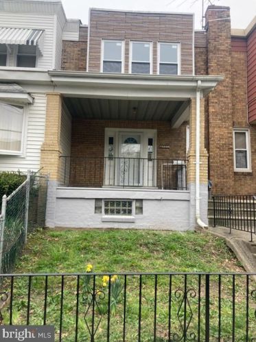 2777 Congress Rd, Camden NJ  08104-2907 exterior