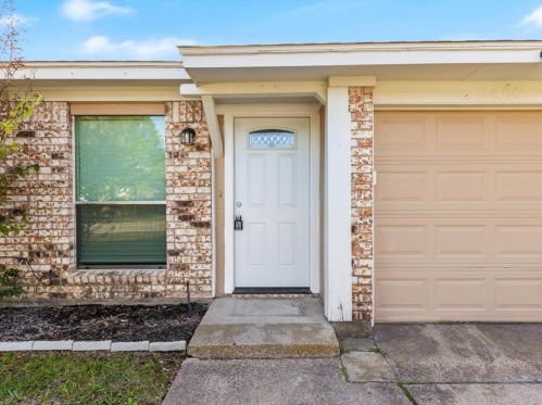 600 Sherman Dr, Midlothian TX  76063-2176 exterior