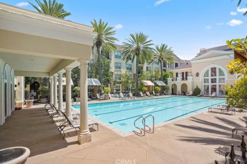 2122 Watermarke Pl, Irvine CA  92612-1698 exterior