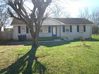 209 Meadow Ln, Portland, TN 37148-2208