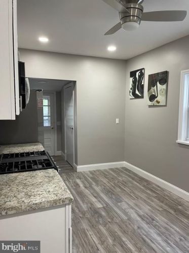 307 Hobart Ave, Trenton NJ  08629-1624 exterior