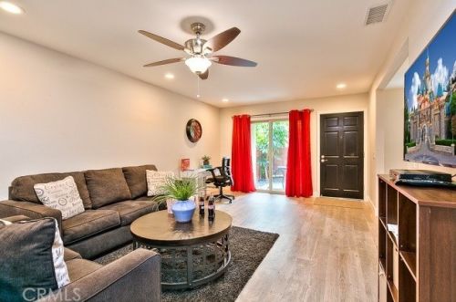 958 Lamark Ln, Anaheim CA  92802-3422 exterior
