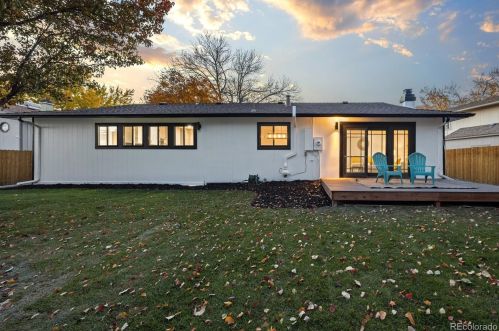 7330 Syracuse Ct, Englewood CO  80112-1749 exterior