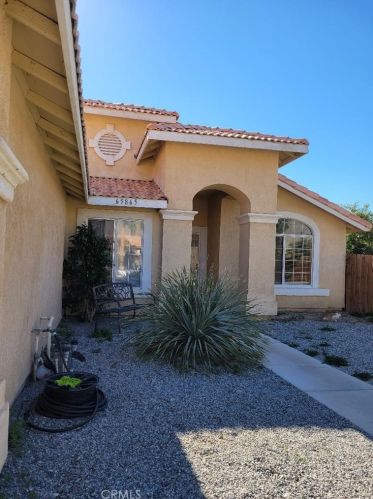 65865 Avenida Cadena, Desert Hot Springs, CA 92240-1523