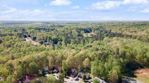 2028 Lantern Dr, Jefferson GA  30549-6995 exterior