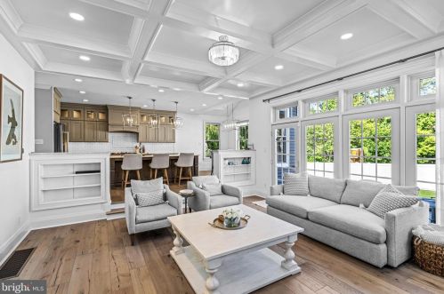 605 Warwick Rd, Tavistock NJ  08033-3926 exterior