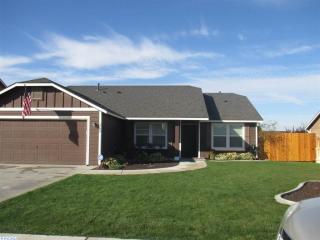 5708 Maryhill Ln, Pasco, WA 99301-8745