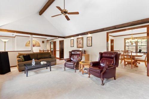3527 Hidden Acres Dr, Atlanta GA  30340-4449 exterior