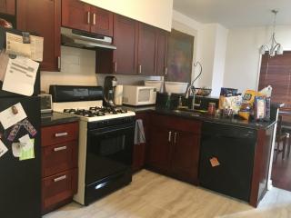 1823 29th Pl, Cleveland OH  44113-3023 exterior