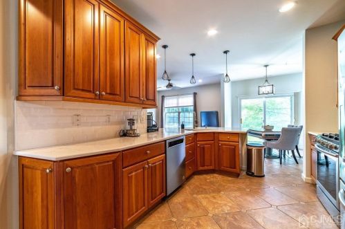 19 Jackson Ave, Princeton NJ  08540-1677 exterior
