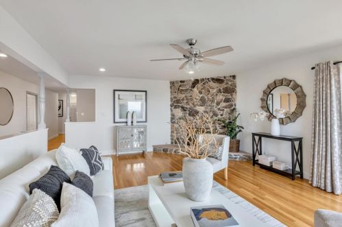 1924 Marineview Dr, San Leandro CA 94577-5315 exterior