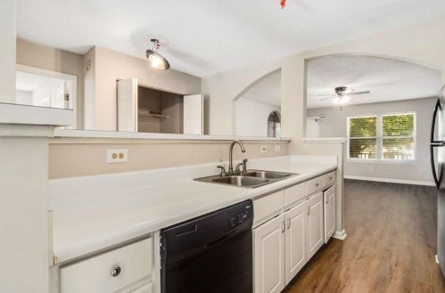 502 Kettletoft Ct, Stockbridge GA  30281-6485 exterior