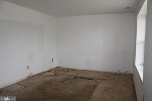 108 Robins Run, Auburn, NJ 08085-1336