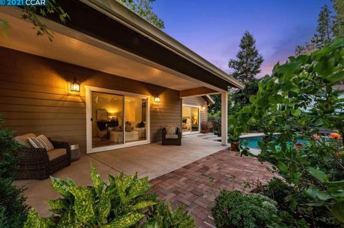 1790 Ruth Dr, Concord CA  94523-2942 exterior