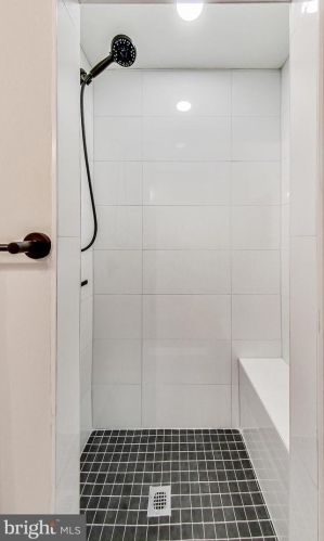 403 Dale Dr, Silver Spring MD  20910-5528 exterior