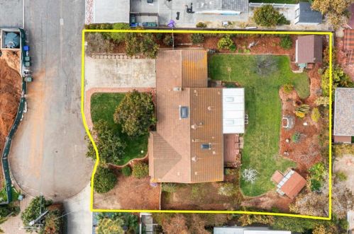 1163 Hymettus Ave, Encinitas, CA 92024-1743