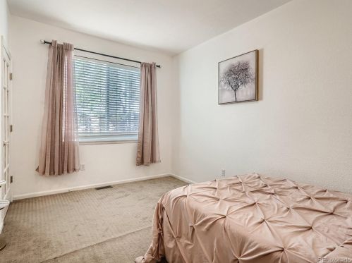 21738 Mansfield Pl, Aurora CO  80018-3058 exterior