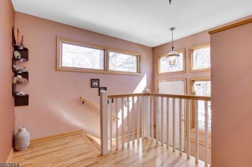 23 Mountain Ave, Berkeley Heights, NJ 07922-2601