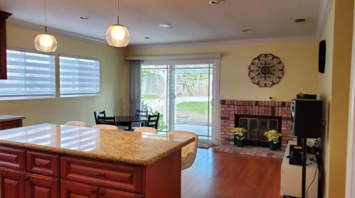 949 Ruby Dr, Vista CA  92083-5550 exterior