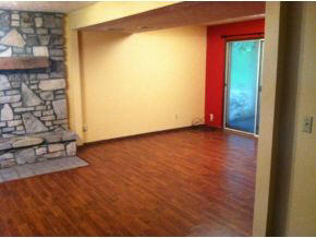 1527 Clairmont Pl, Blmgtn IN  47401-8772 exterior