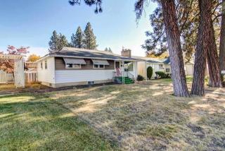 5124 Maple St, Spokane WA  99205-5526 exterior