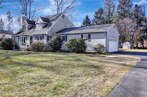 24 Leland Ter, Tinton Falls, NJ 07724-2810