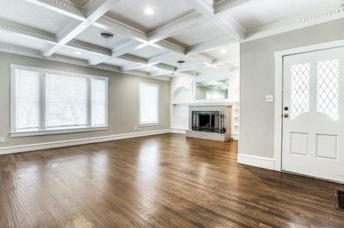 5337 Byers Ave, Fort Worth, TX 76107-3622