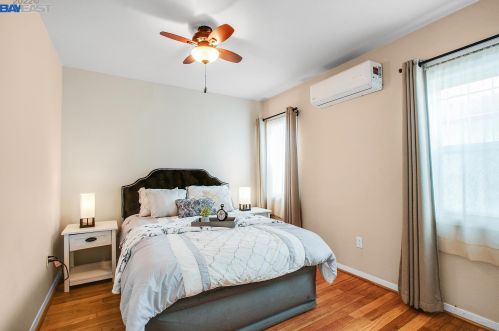 1567 Plaza Dr, San Leandro CA  94578-1968 exterior