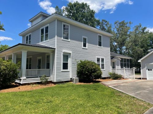 522 Live Oak Ave, Kingstree, SC 29556-2724