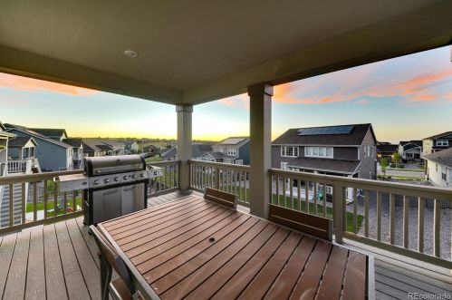 27939 Clifton Pl, Denver CO  80016 exterior