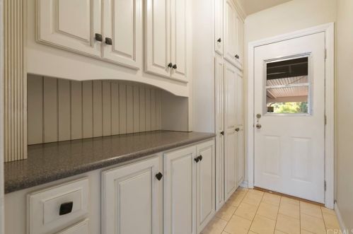 4624 Linwood Pl, Riverside CA  92506-1029 exterior