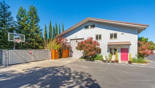 1229 Grove St, Healdsburg, CA 95448-4775