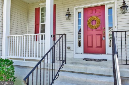 912 Canterbury Dr, Harrison Township, NJ 08062-1882