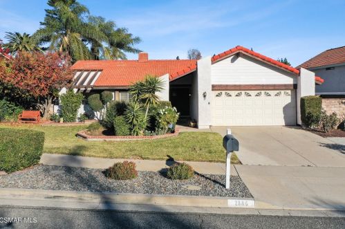 2886 Circle View Dr, Simi Valley, CA 93063-2120