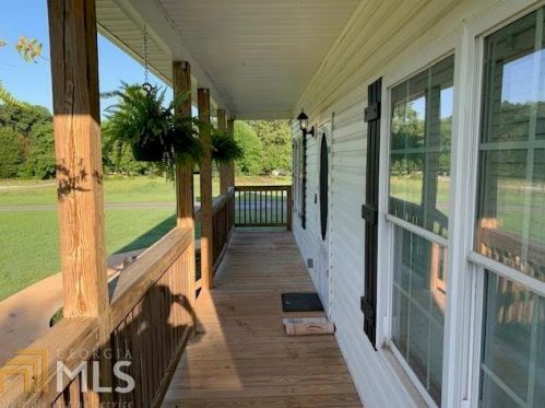 85 Lake Dr, Carrollton, GA 30117-5516