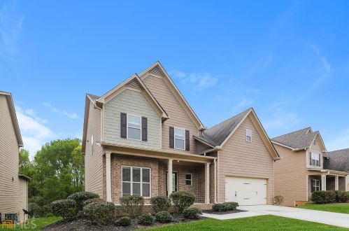 423 Strawberry Walk, Loganville, GA 30052-7603