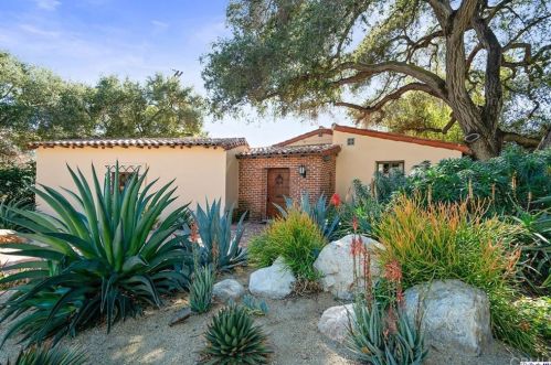 2572 Gardner Pl, Glendale, CA 91206-3017