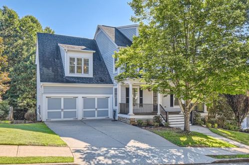 135 Laurel St, Holly Springs, GA 30114-5870