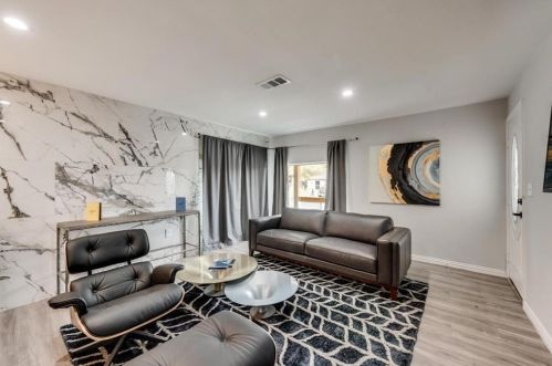 1124 11th St, Dallas TX  75203-3119 exterior